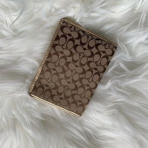 Coach wallet/passport holder